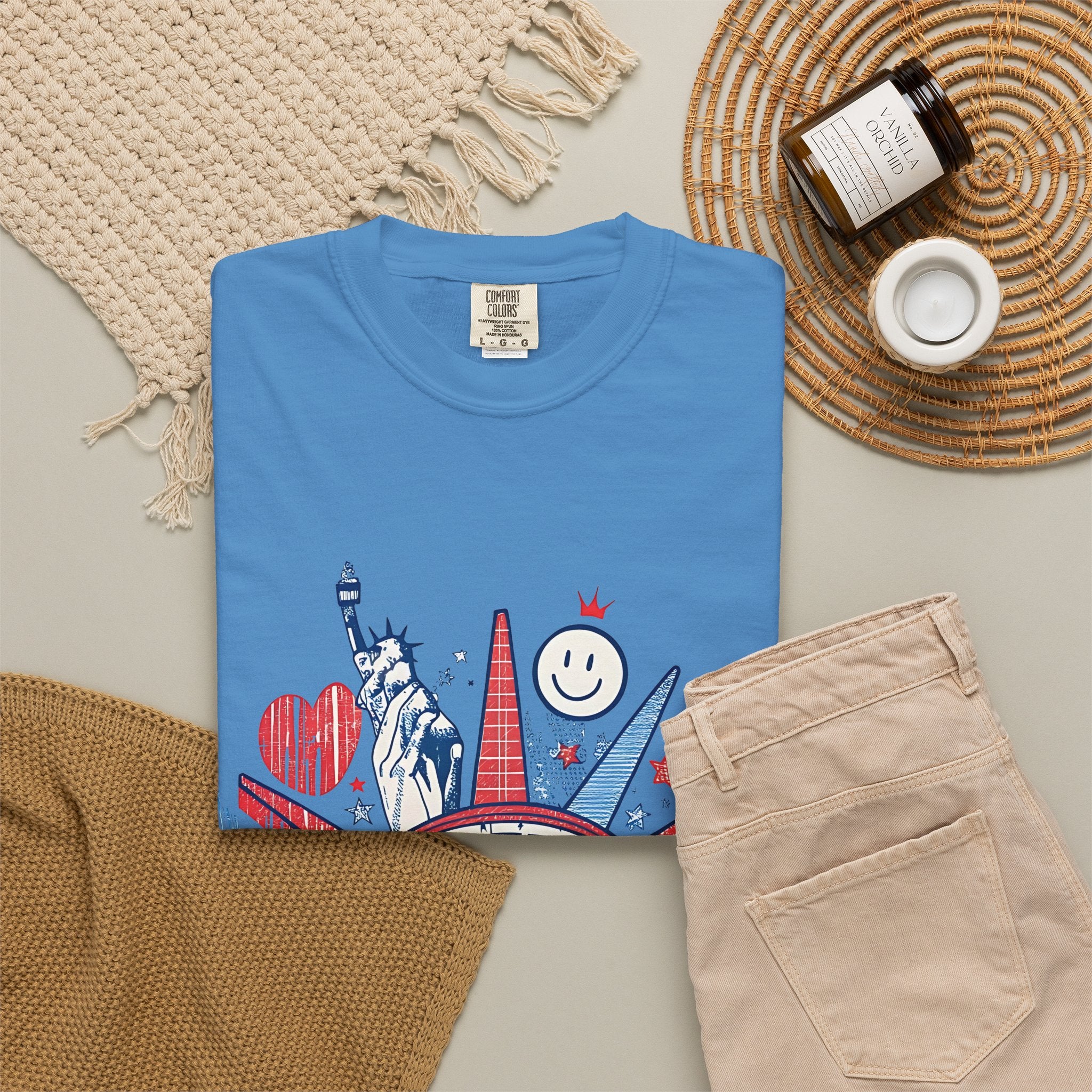 America Graphic T-Shirt — Patriotic Statue of Liberty 4th of July Tee