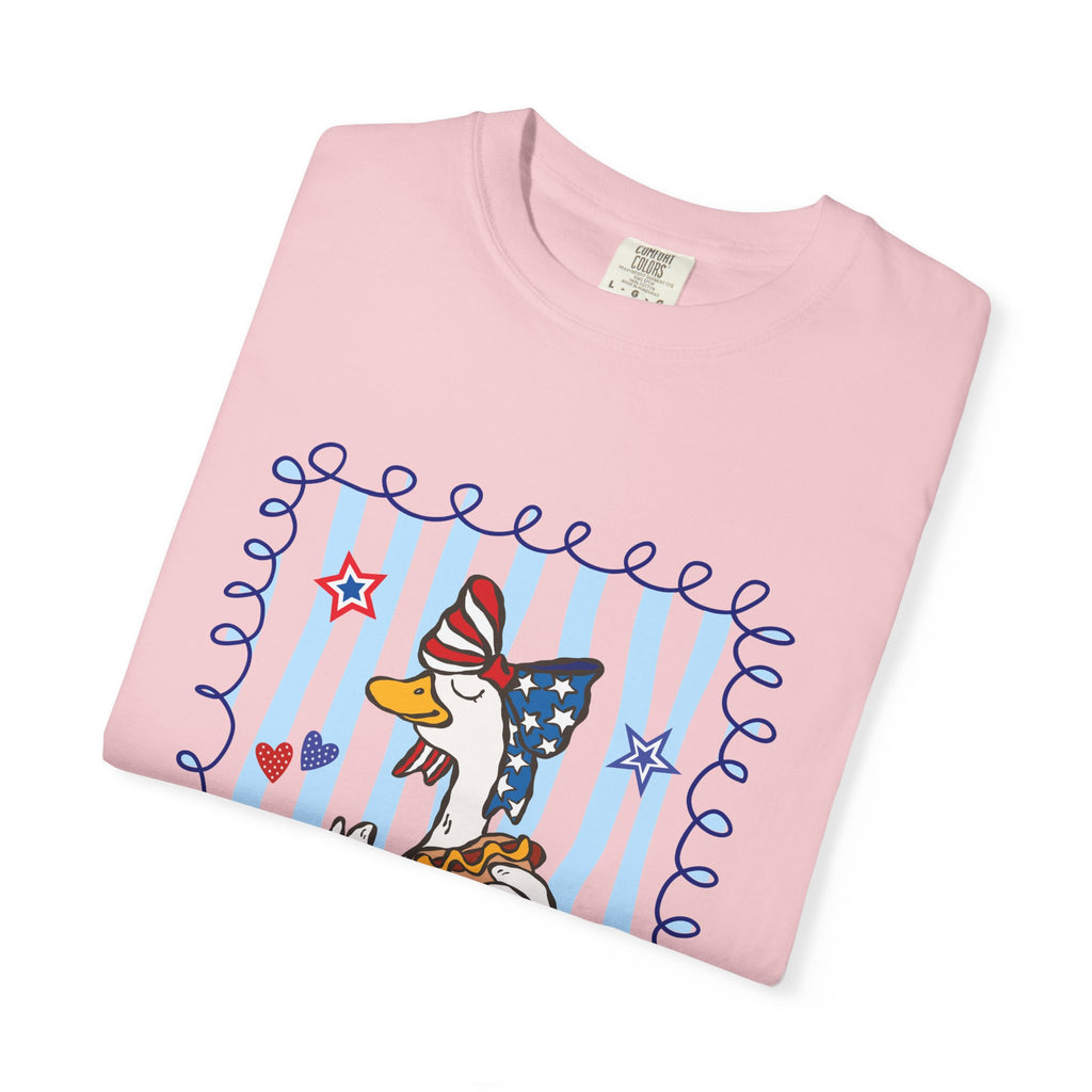Patriotic Goose Graphic T-Shirt — "Proud Mama" Americana Tee
