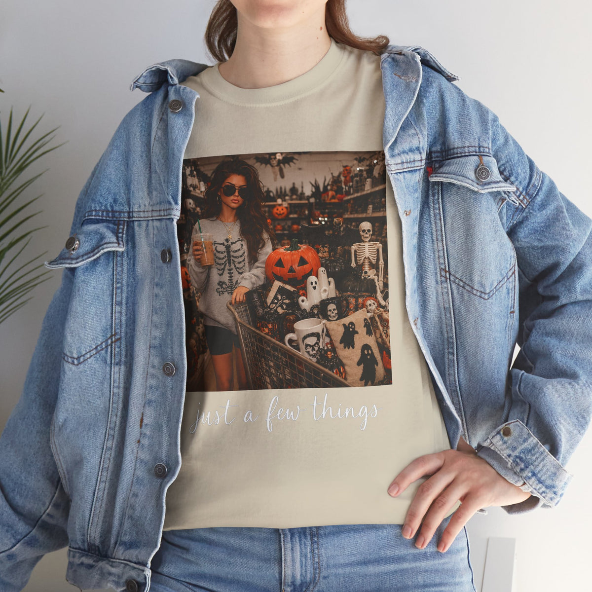 just a few Halloween things  T‑Shirt