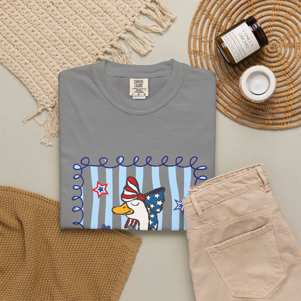 Patriotic Goose Graphic T-Shirt — "Proud Mama" Americana Tee