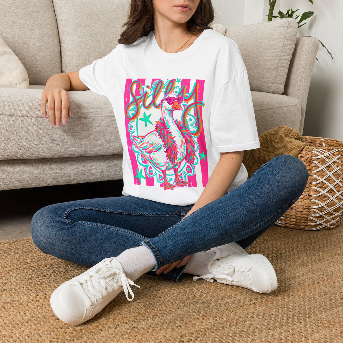 Silly Goose T-Shirt – Playful Retro Pink Graphic Tee
