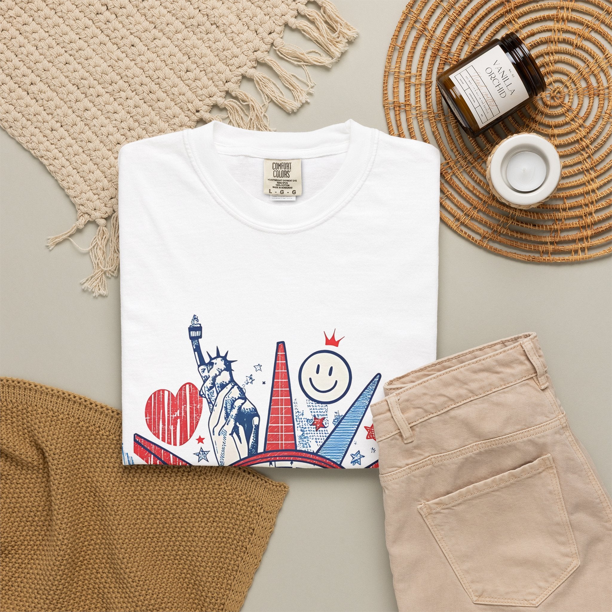 America Graphic T-Shirt — Patriotic Statue of Liberty 4th of July Tee