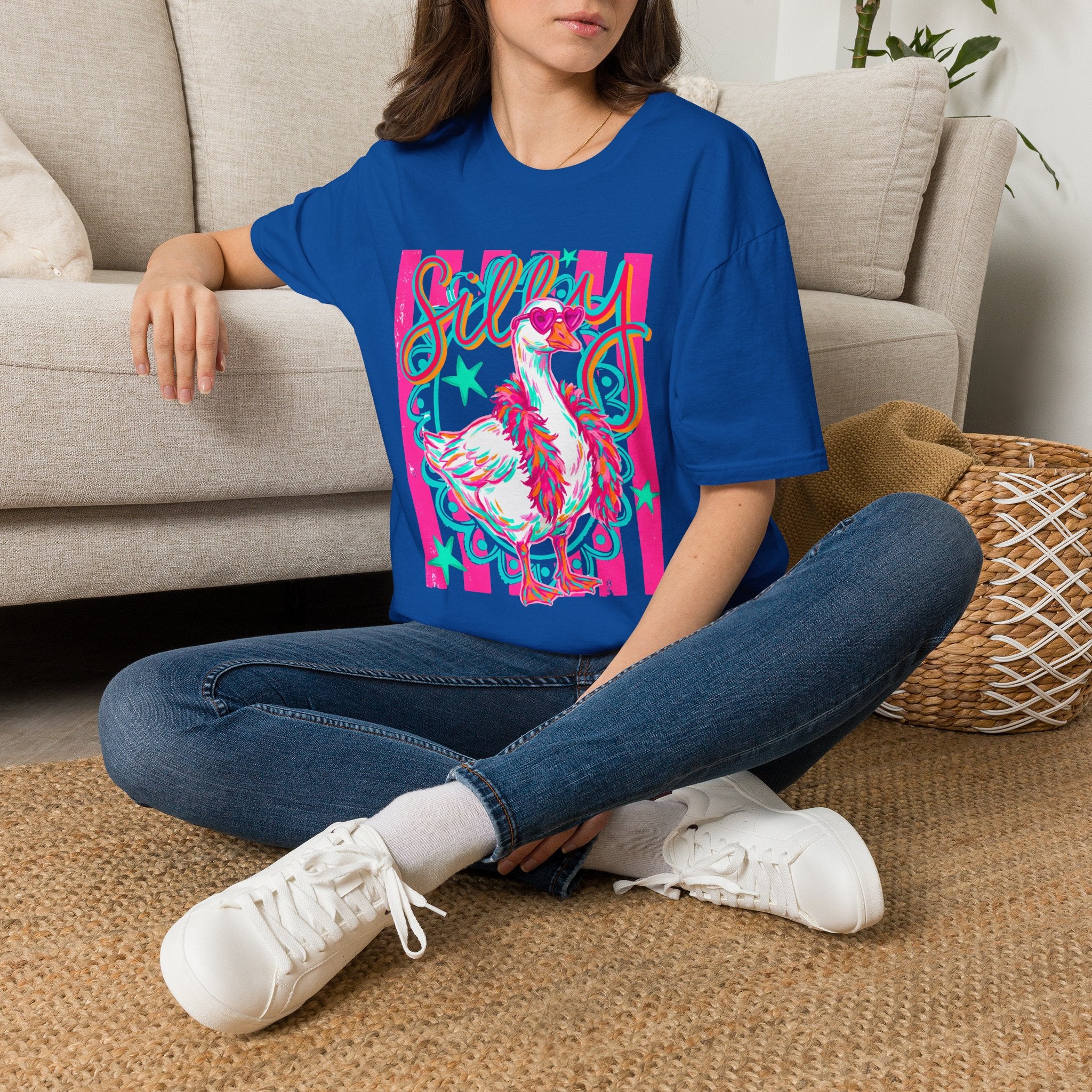 Silly Goose T-Shirt – Playful Retro Pink Graphic Tee