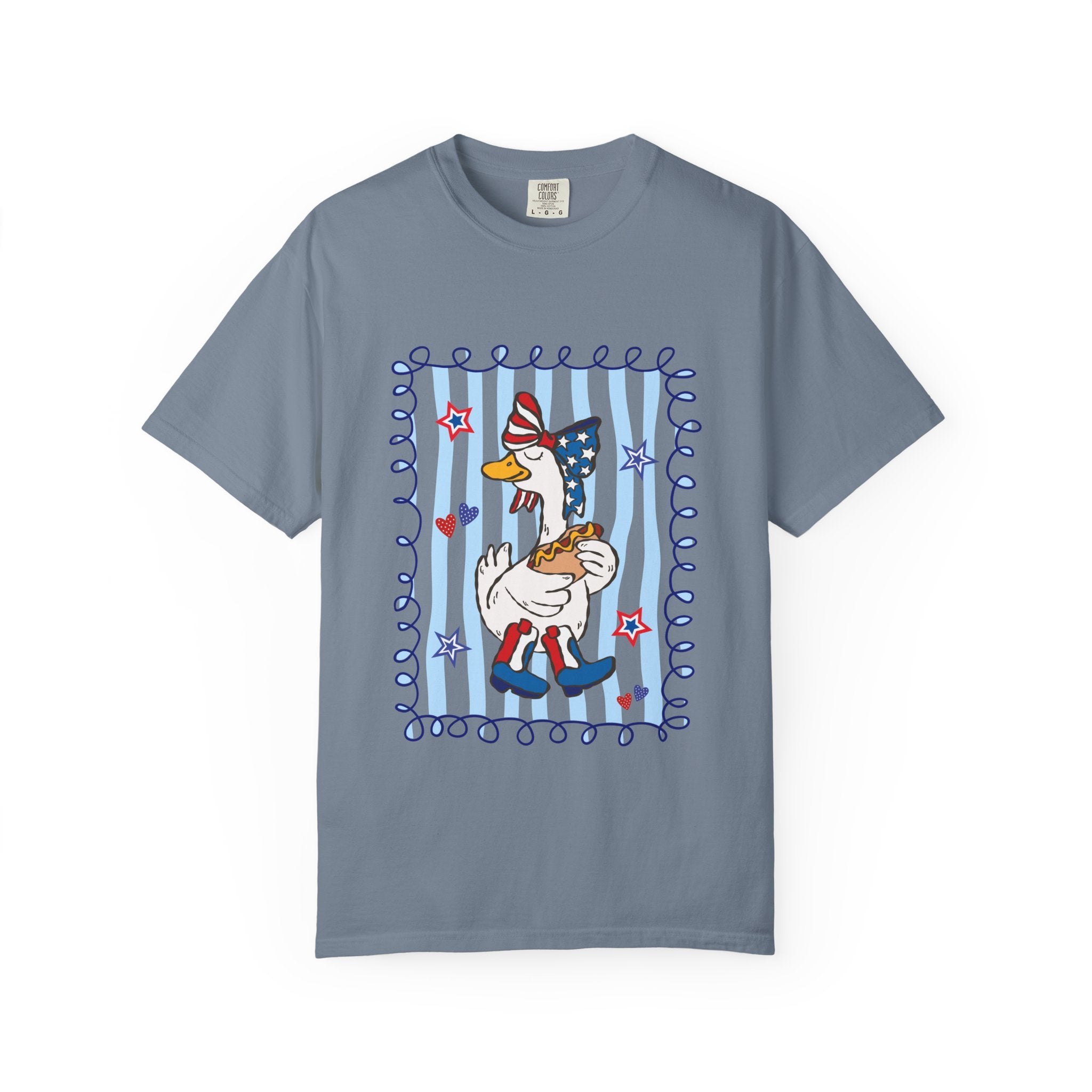 Patriotic Goose Graphic T-Shirt — "Proud Mama" Americana Tee
