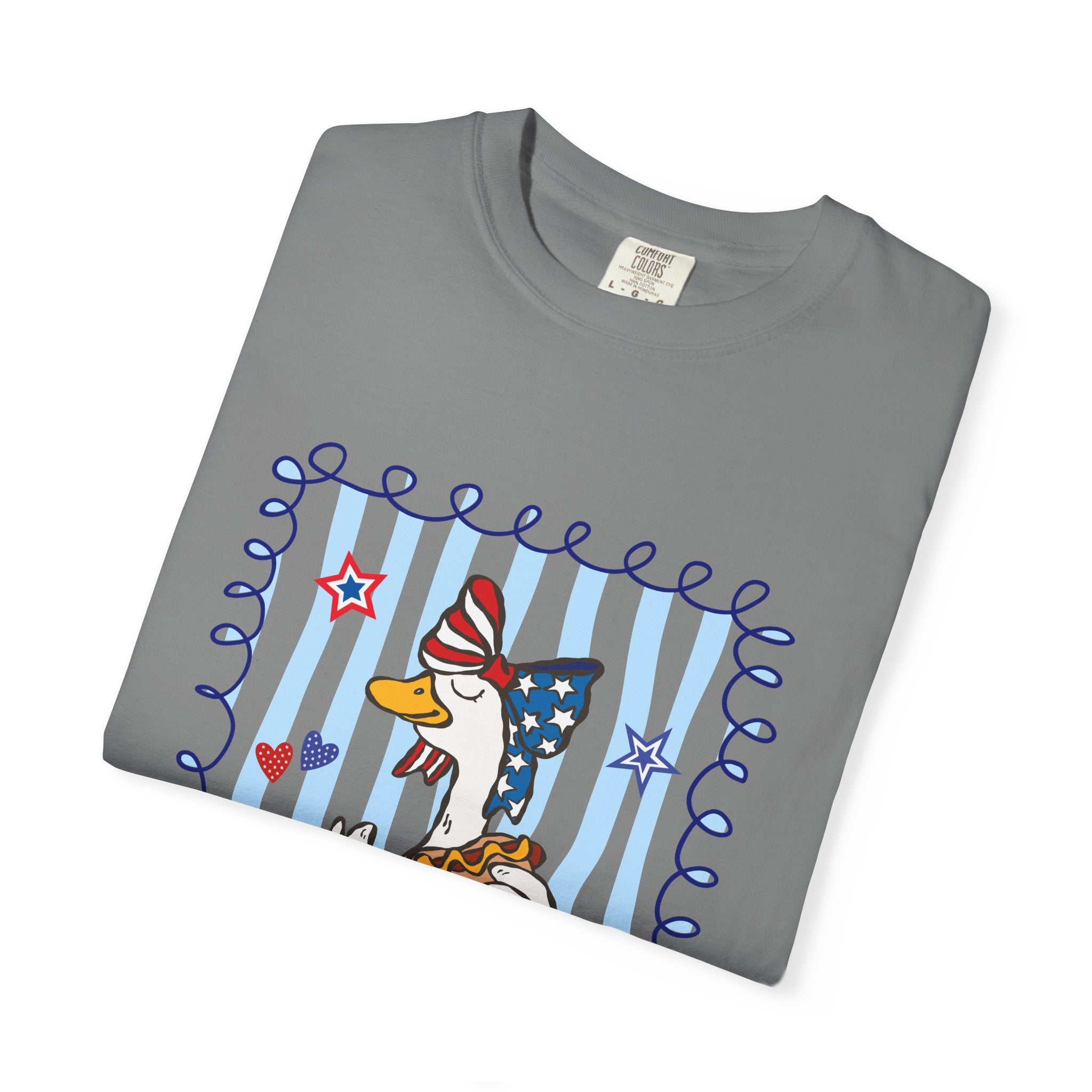 Patriotic Goose Graphic T-Shirt — "Proud Mama" Americana Tee