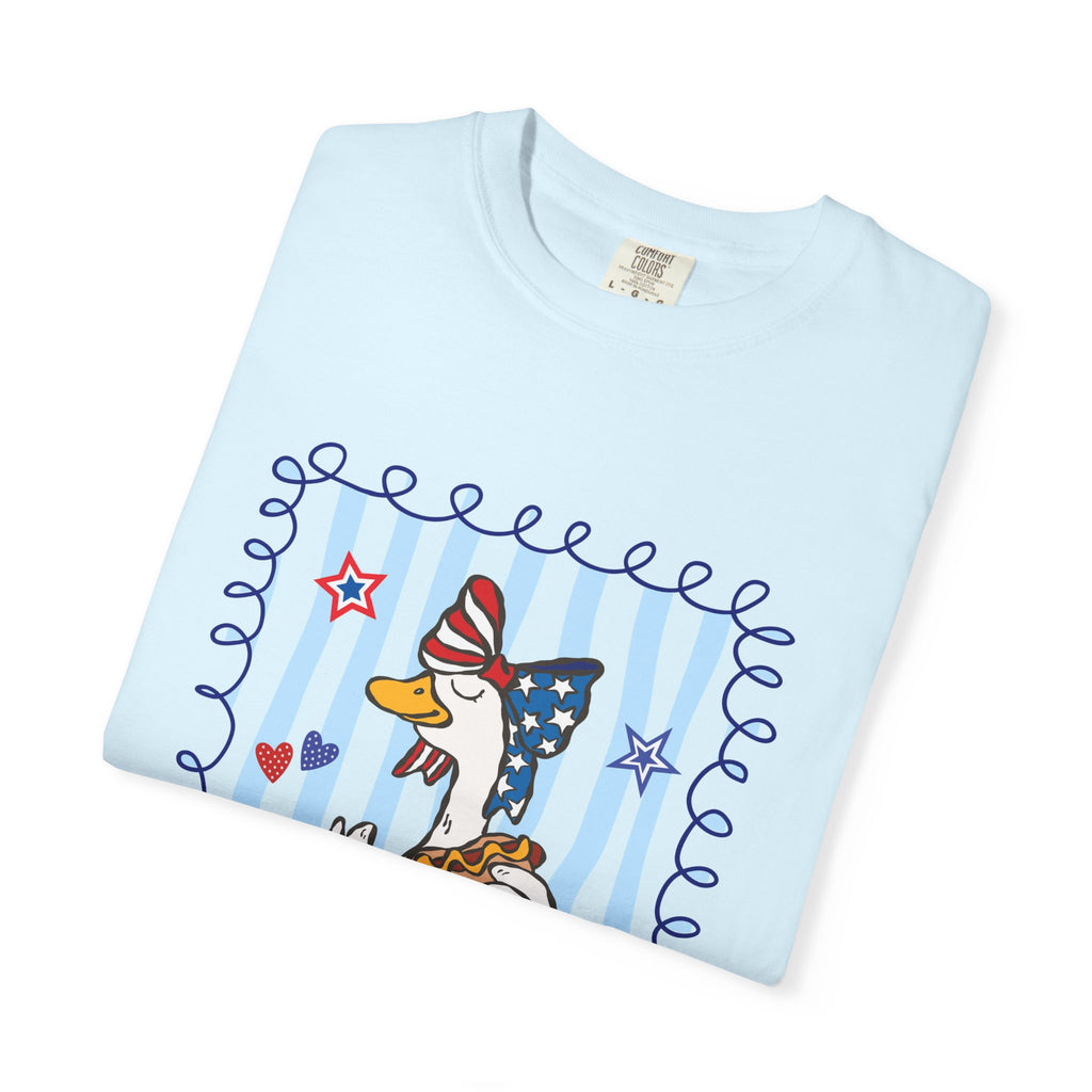 Patriotic Goose Graphic T-Shirt — "Proud Mama" Americana Tee