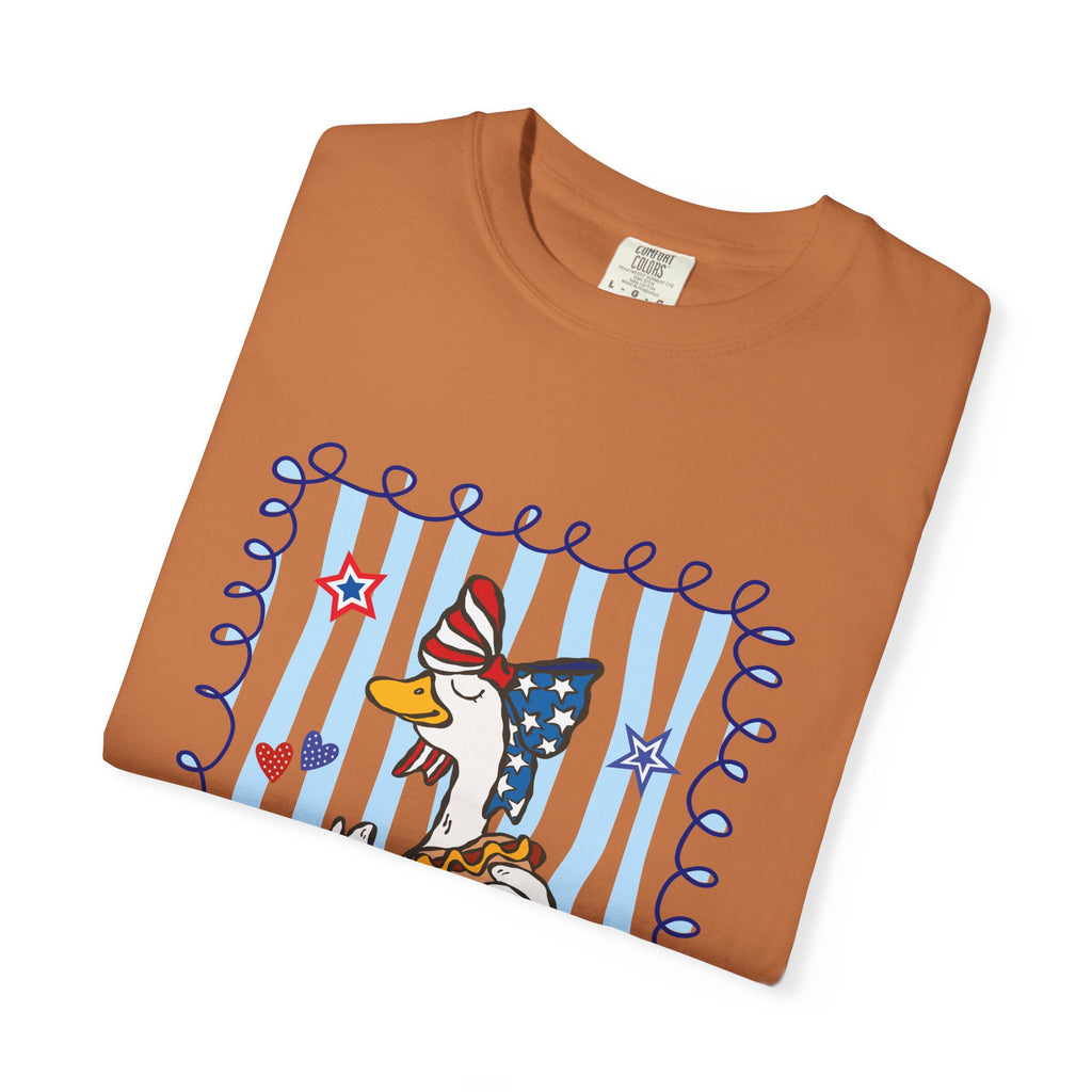 Patriotic Goose Graphic T-Shirt — "Proud Mama" Americana Tee