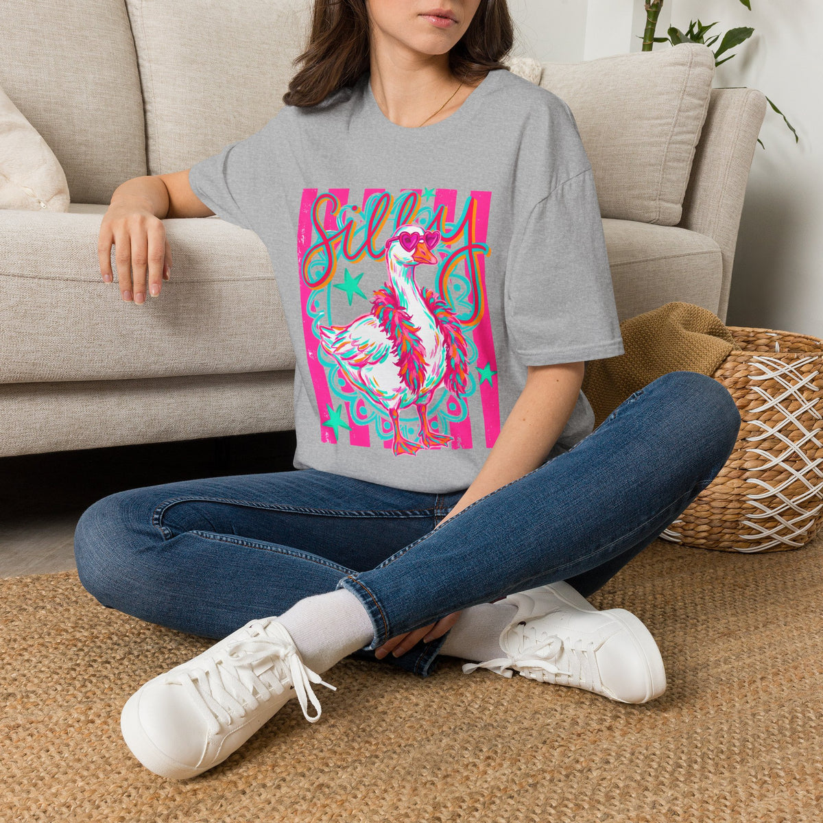Silly Goose T-Shirt – Playful Retro Pink Graphic Tee