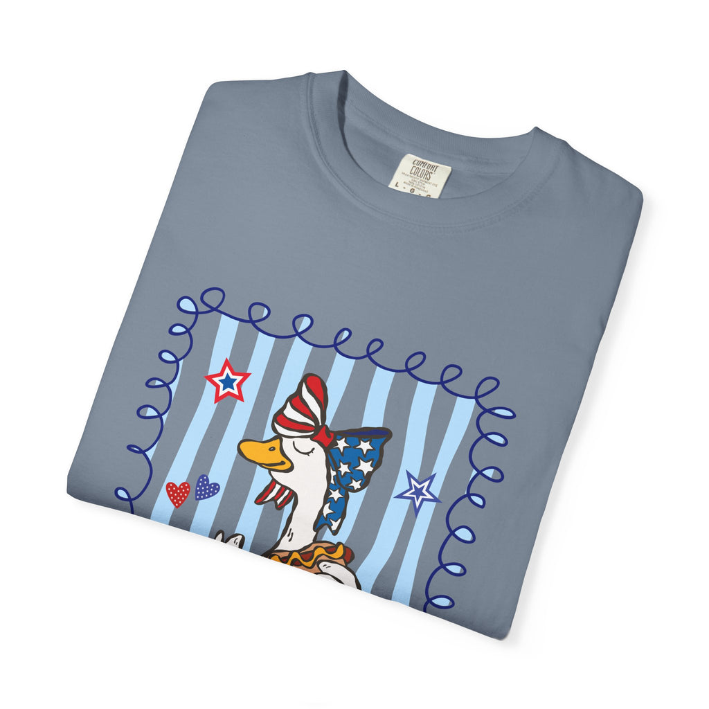 Patriotic Goose Graphic T-Shirt — "Proud Mama" Americana Tee