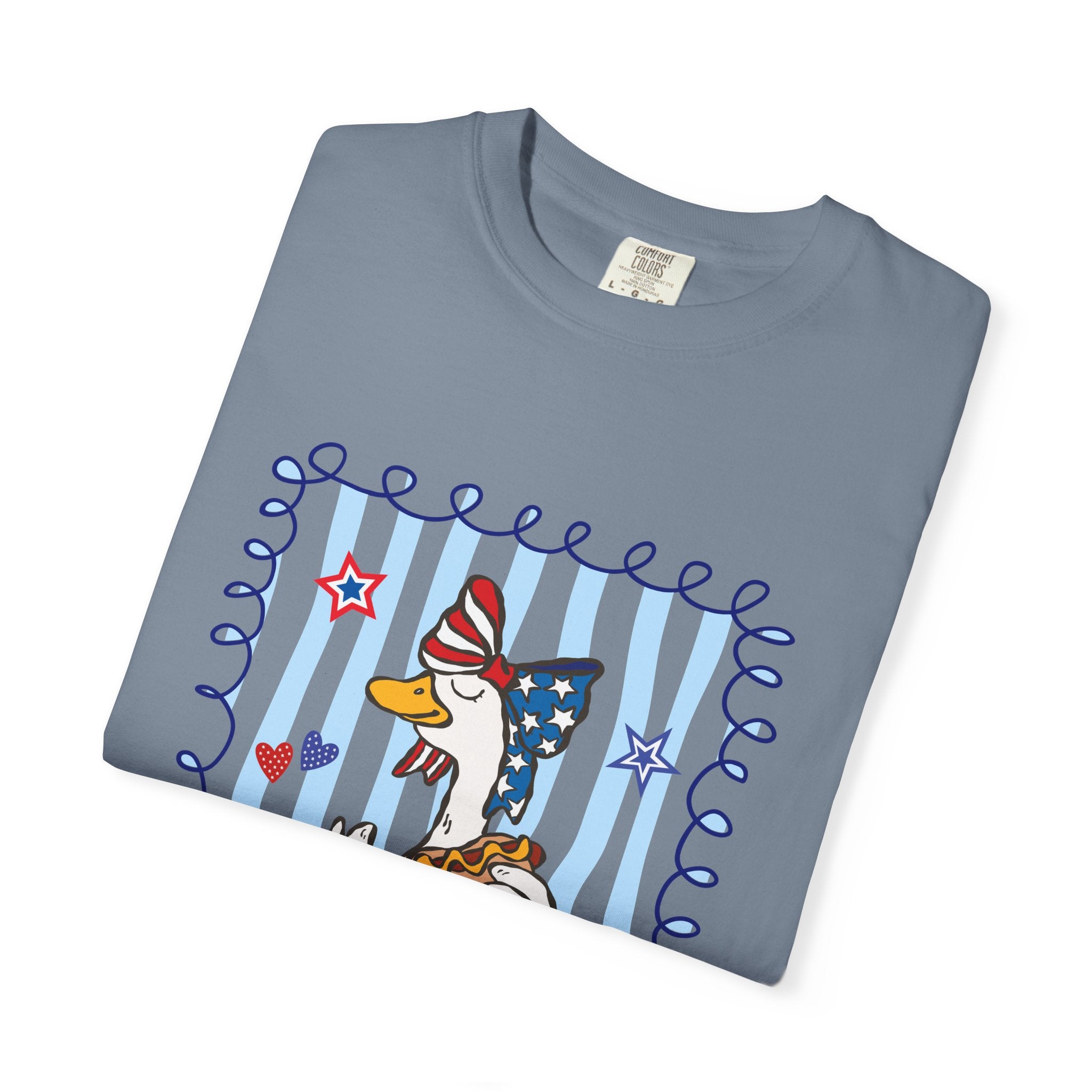 Patriotic Goose Graphic T-Shirt — "Proud Mama" Americana Tee