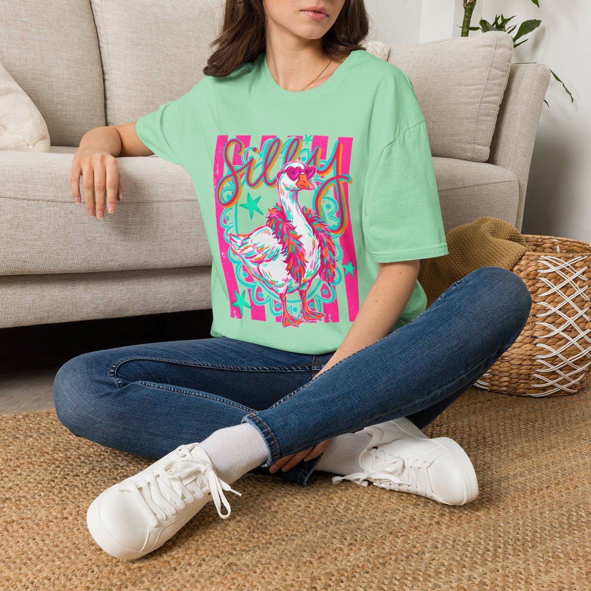Silly Goose T-Shirt – Playful Retro Pink Graphic Tee